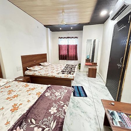 Hotel Shree Sidhi Vinayak Ujaim Exterior foto