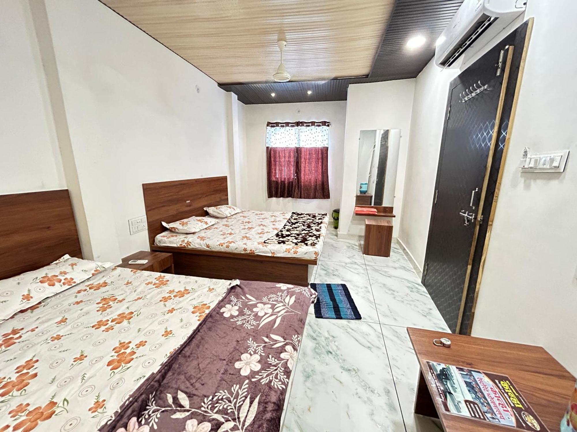 Hotel Shree Sidhi Vinayak Ujaim Exterior foto